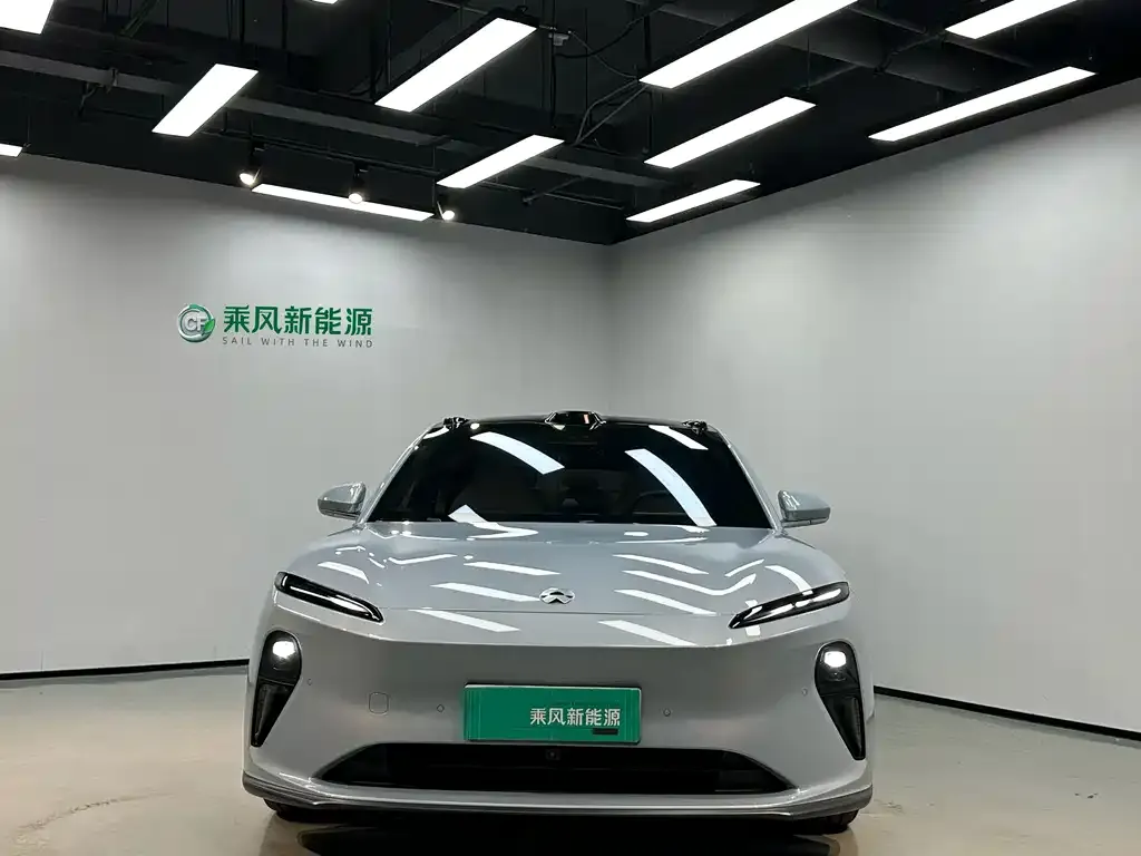 NIO ET5T 2024 из CN, фото 5