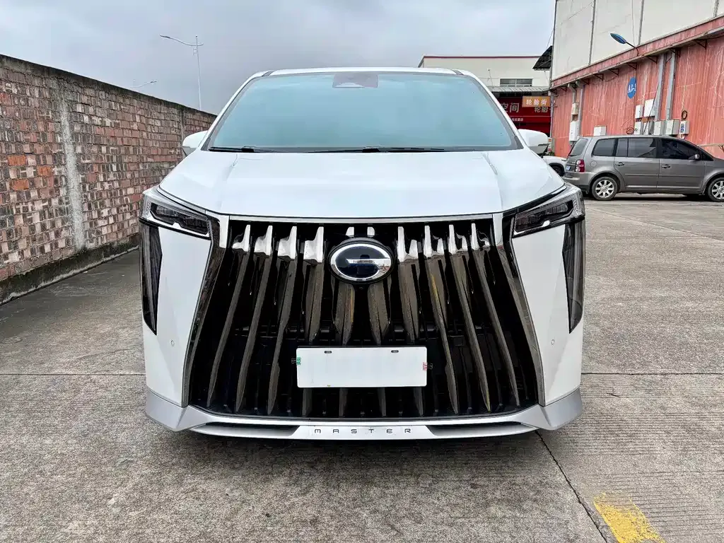 GAC Motor Trumpchi M8 — фото 10