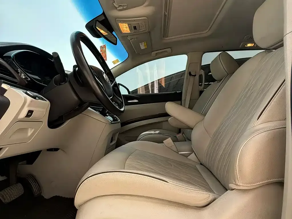 Buick GL8 2022 из CN, фото 6