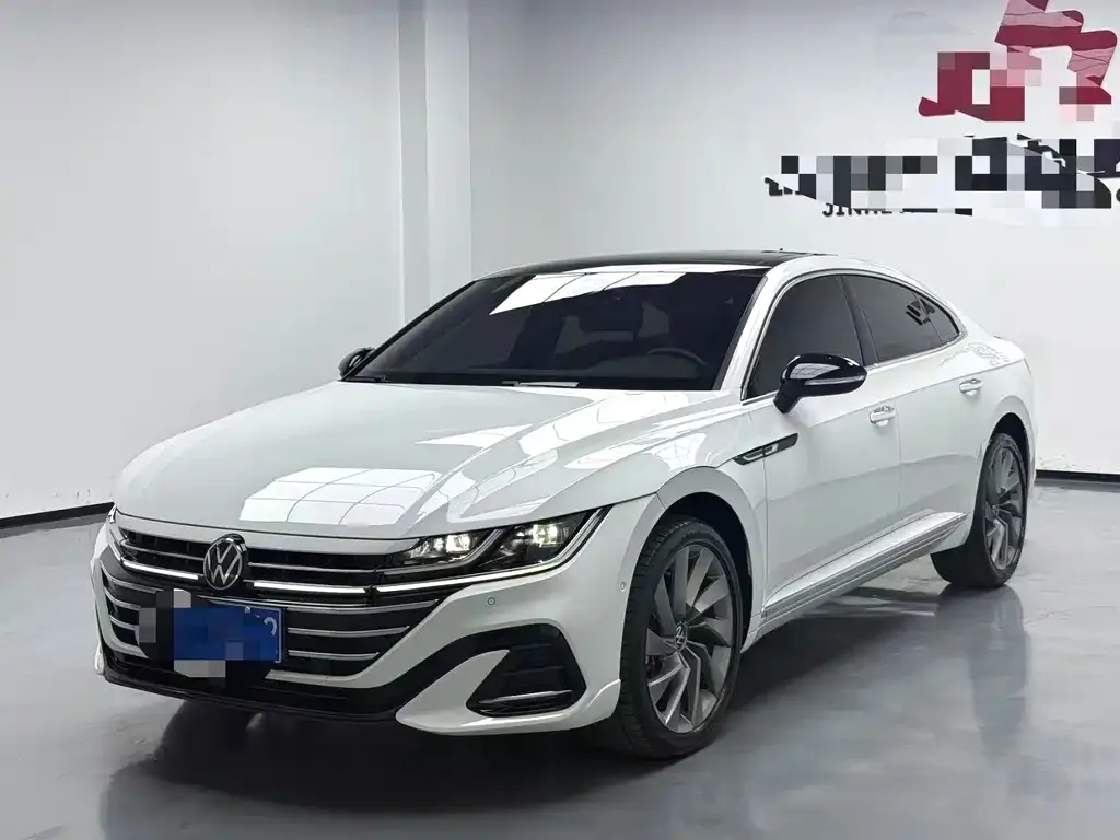 Volkswagen CC 2024 из CN, фото 1