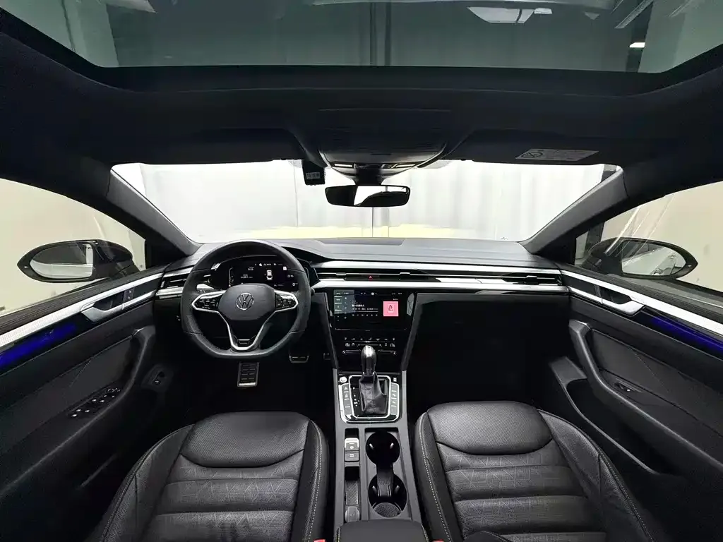 Volkswagen CC 2024 из CN, фото 3