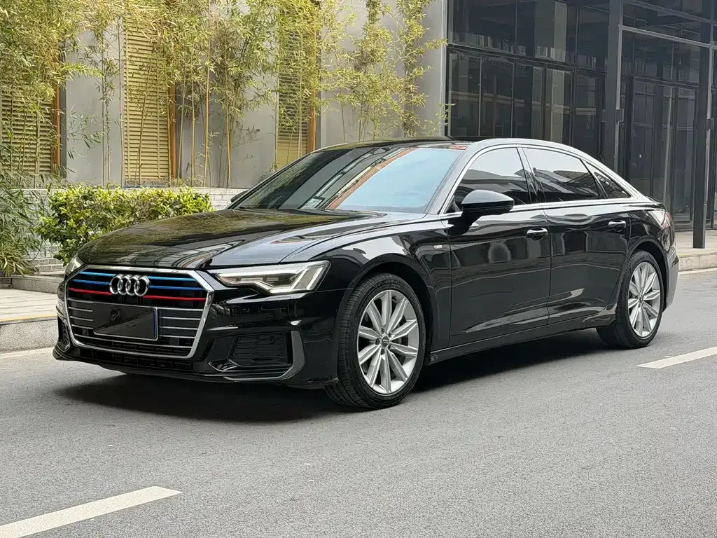 Audi A6L 2021 из CN, фото 1