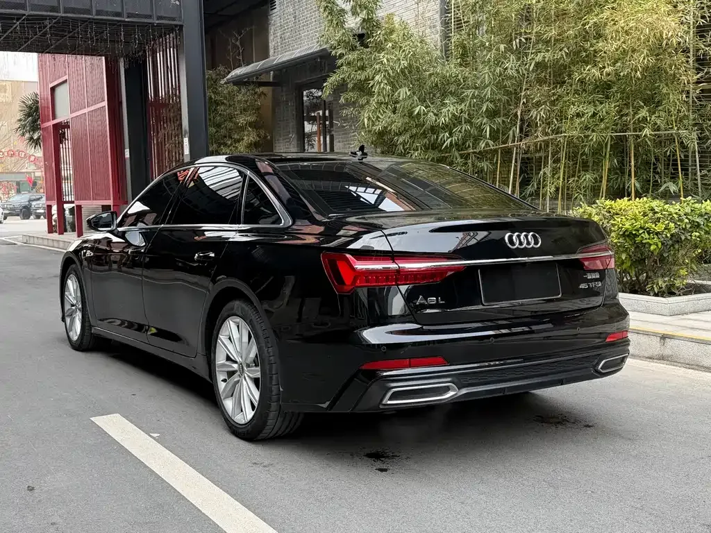 Audi A6L 2021 из CN, фото 7