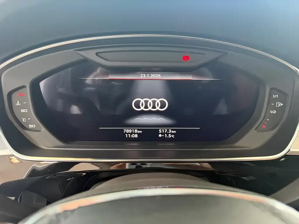 Audi A8 — фото 2