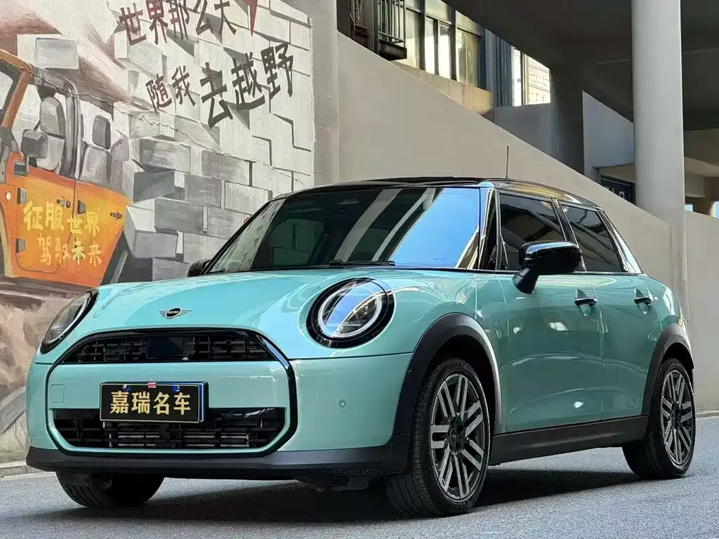 MINI Cooper (3-door) 2025 из CN, фото 1