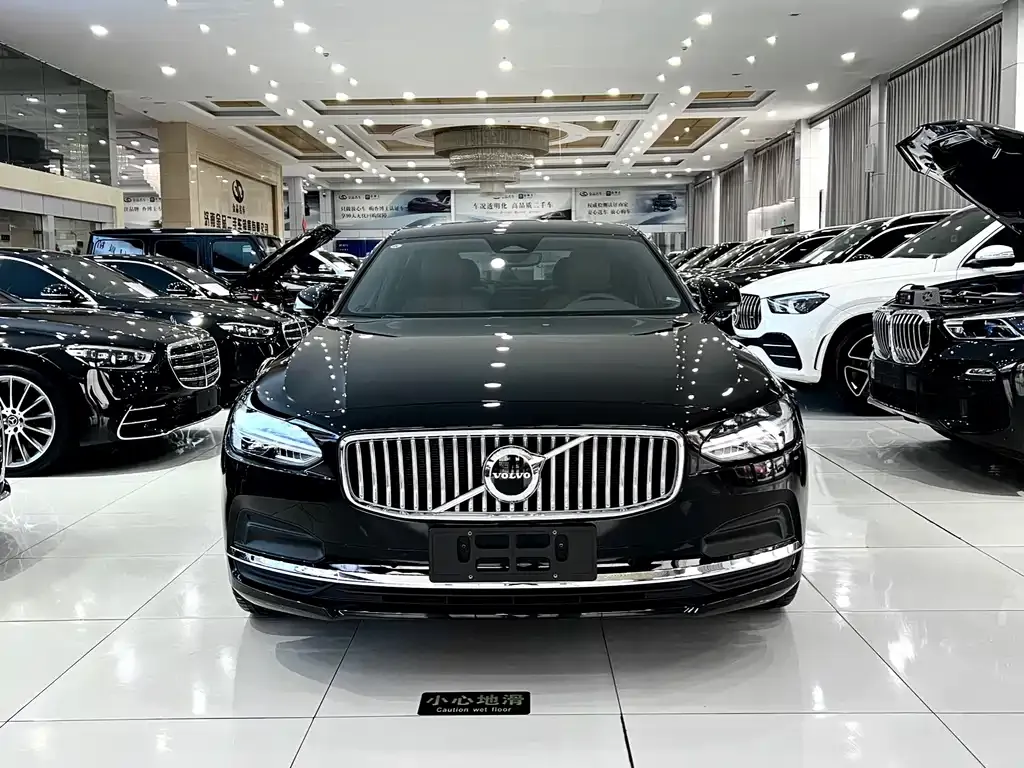Volvo S90 2025 из CN, фото 3