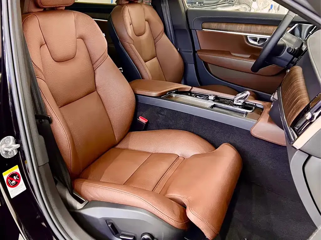 Volvo S90 2025 из CN, фото 7