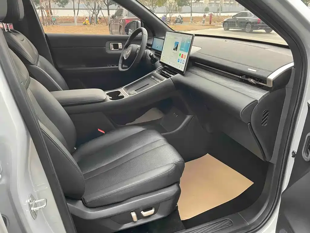 Wuling Xingguang S 2024 из CN, фото 10