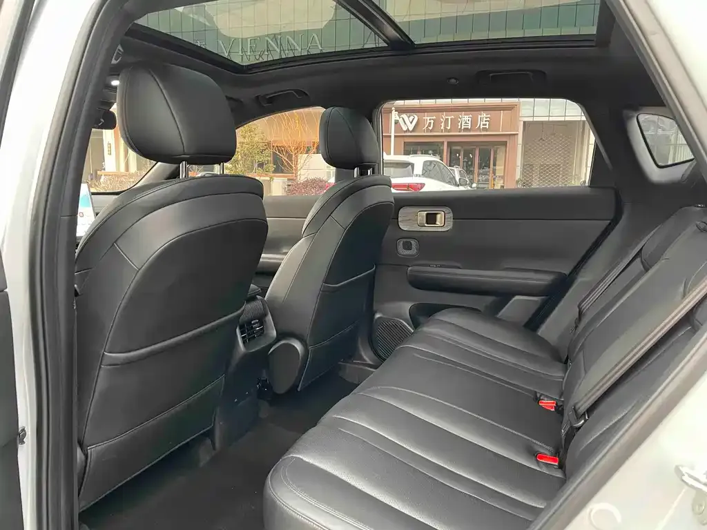 Wuling Xingguang S 2024 из CN, фото 3
