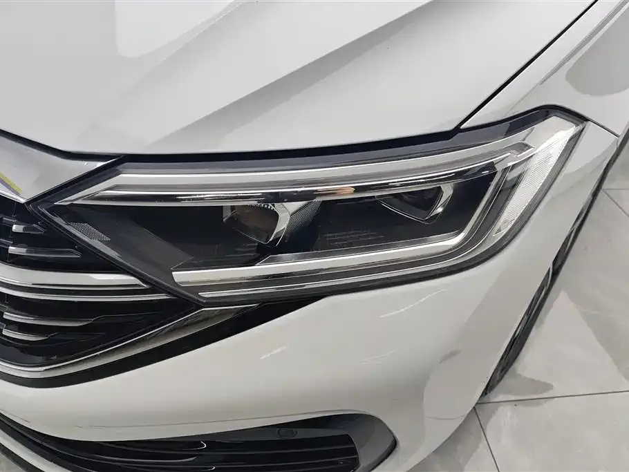 Volkswagen Sagitar 2024 из CN, фото 4
