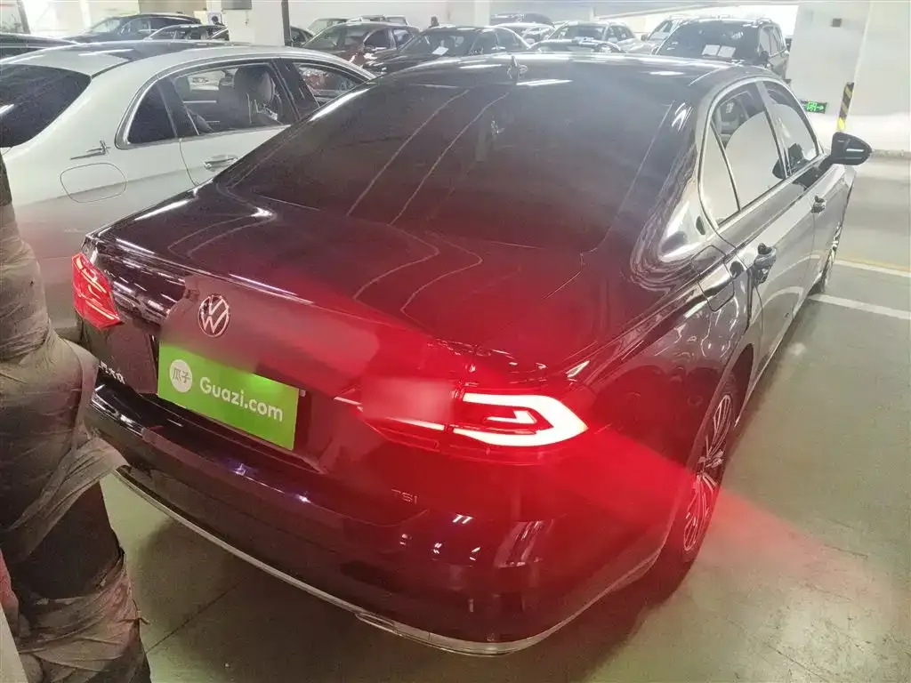Volkswagen Phideon 2022 из CN, фото 9
