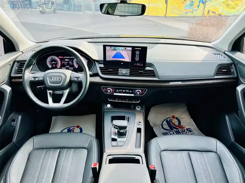 Audi Q5L 2021 из CN, фото 3