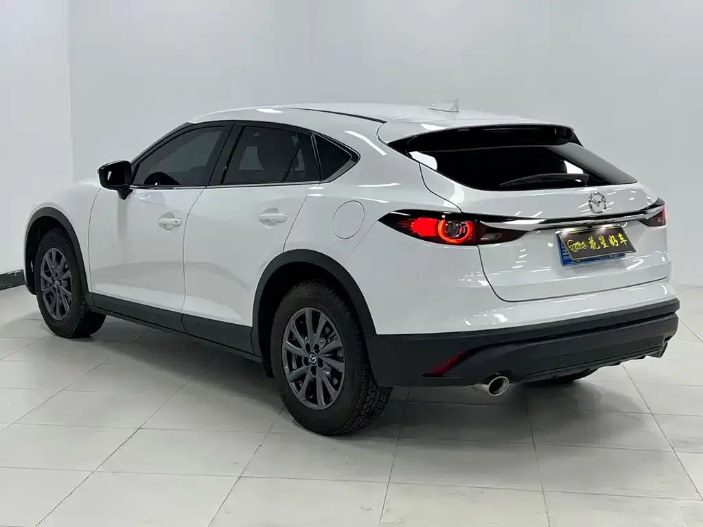 Mazda CX-4 2023 из CN, фото 5