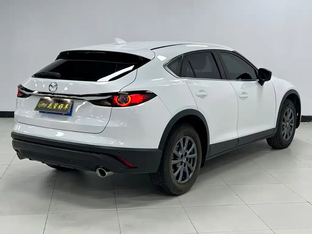 Mazda CX-4 2023 из CN, фото 3
