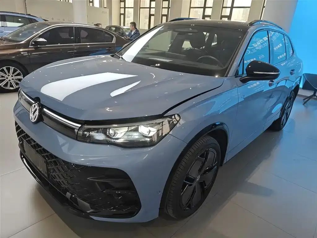 Volkswagen Tiguan L 2024 из CN, фото 5