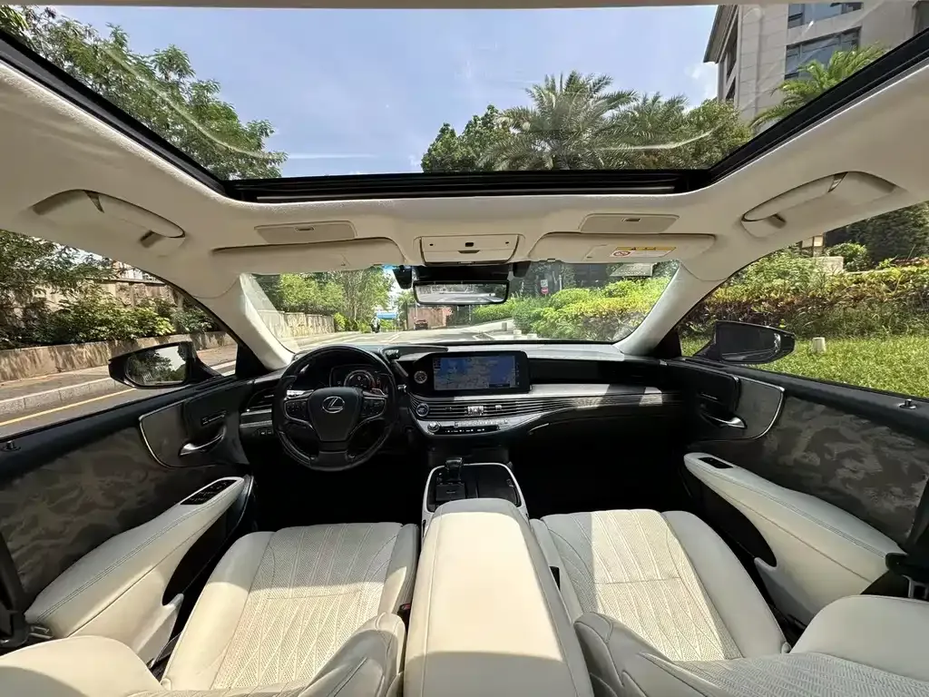 Lexus LS 2021 из CN, фото 7