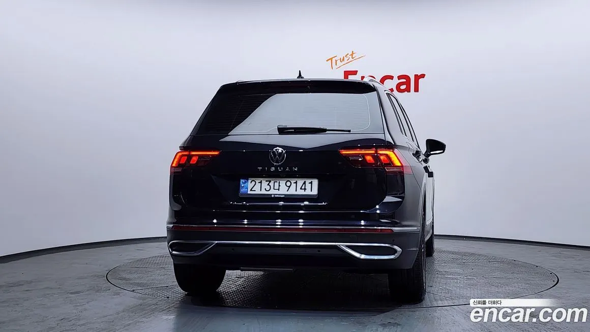 Volkswagen Tiguan — фото 5