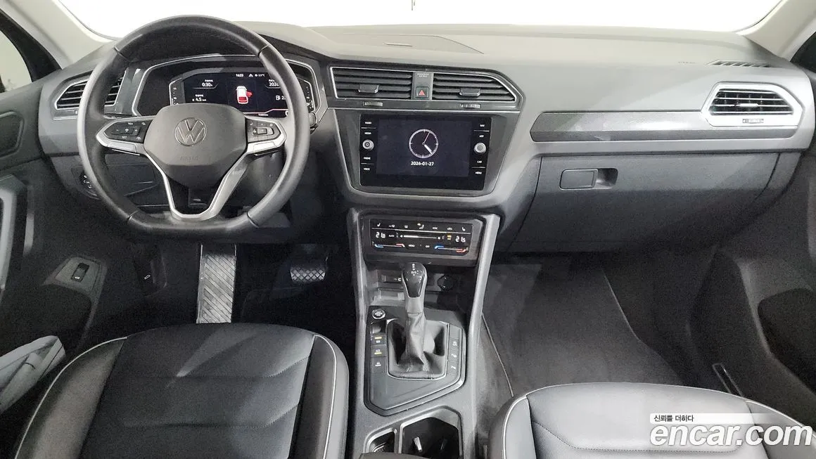 Volkswagen Tiguan — фото 6