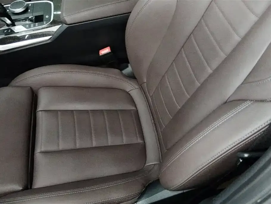 BMW 3 Series 2021 из CN, фото 2