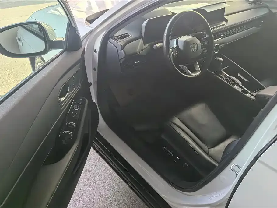 Honda Accord 2024 из CN, фото 2
