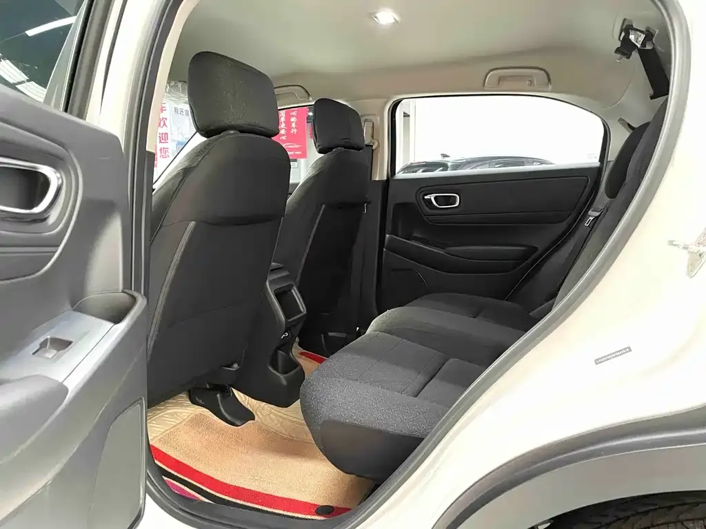 Honda Vezel 2024 из CN, фото 4