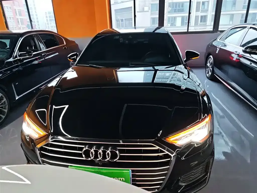 Audi A6L 2021 из CN, фото 10