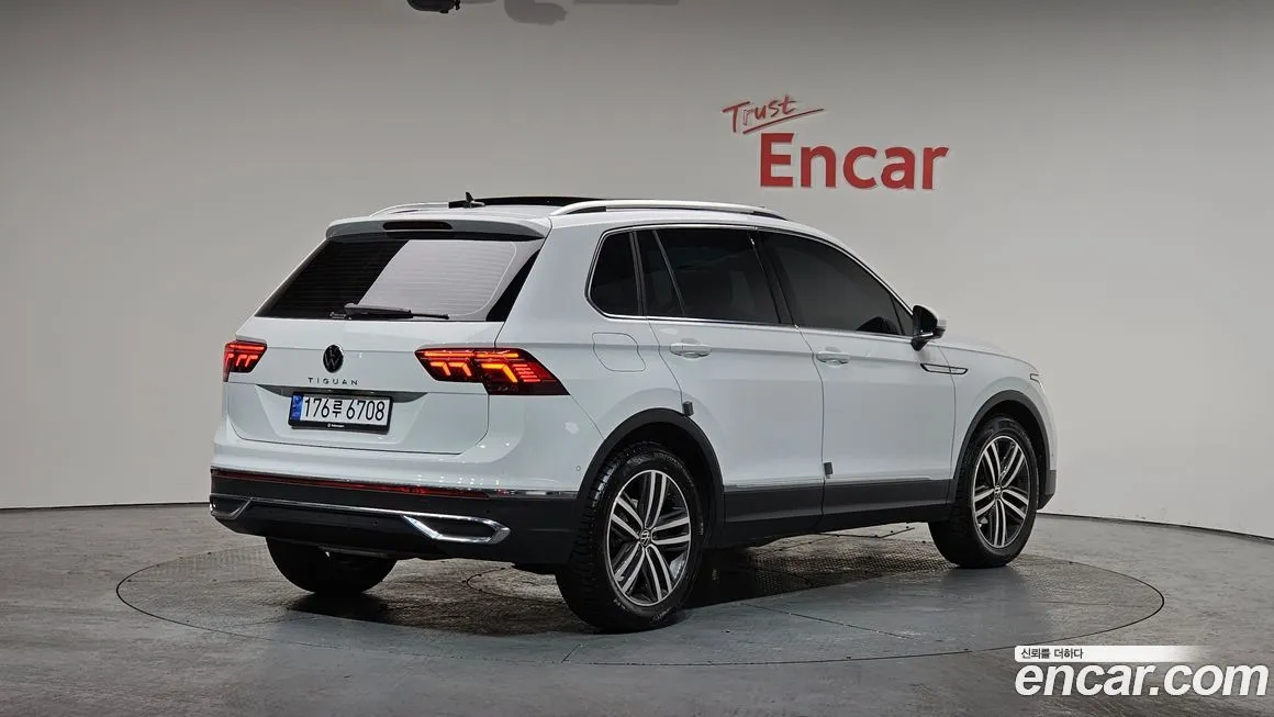 Volkswagen Tiguan — фото 3