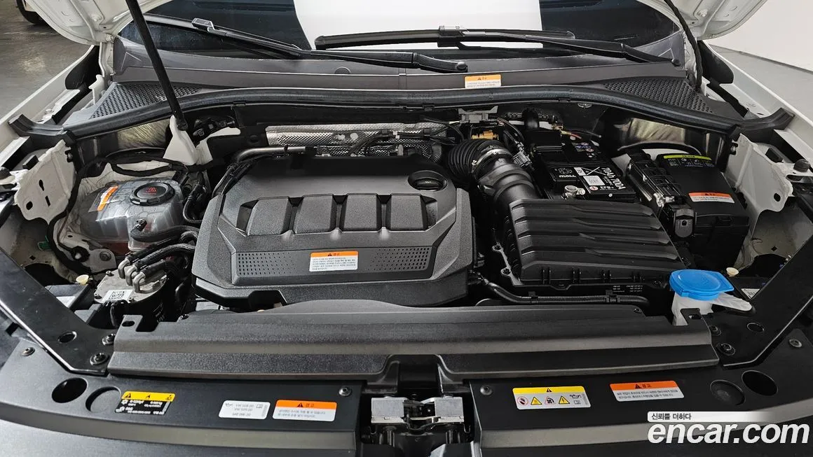Volkswagen Tiguan — фото 10