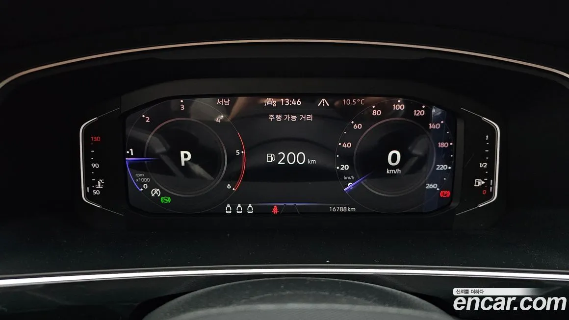 Volkswagen Tiguan — фото 4