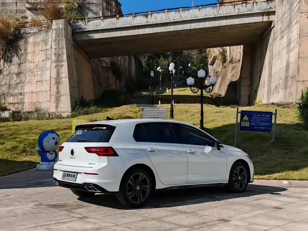 Volkswagen Golf 2021 из CN, фото 7