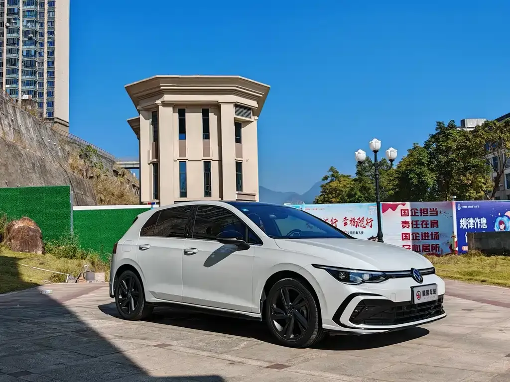 Volkswagen Golf 2021 из CN, фото 9