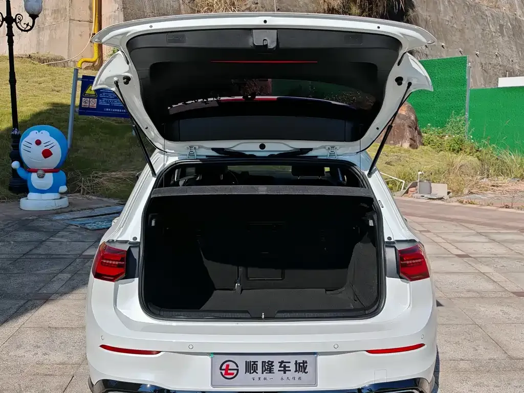 Volkswagen Golf 2021 из CN, фото 10