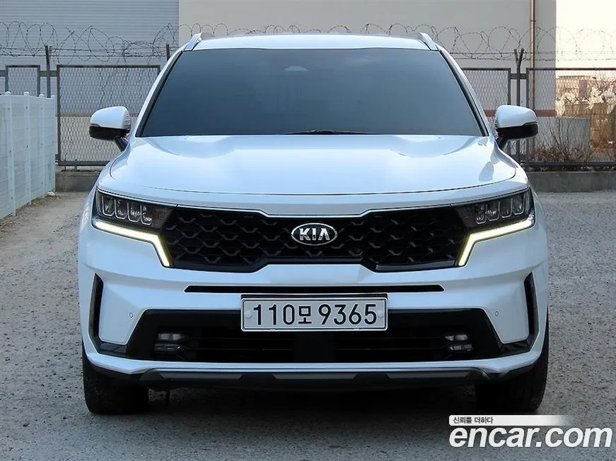 Kia Sorento — фото 1