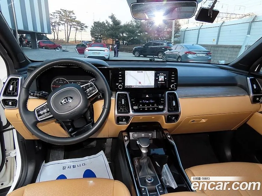 Kia Sorento — фото 3
