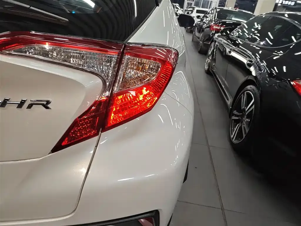 Toyota C-HR 2021 из CN, фото 10