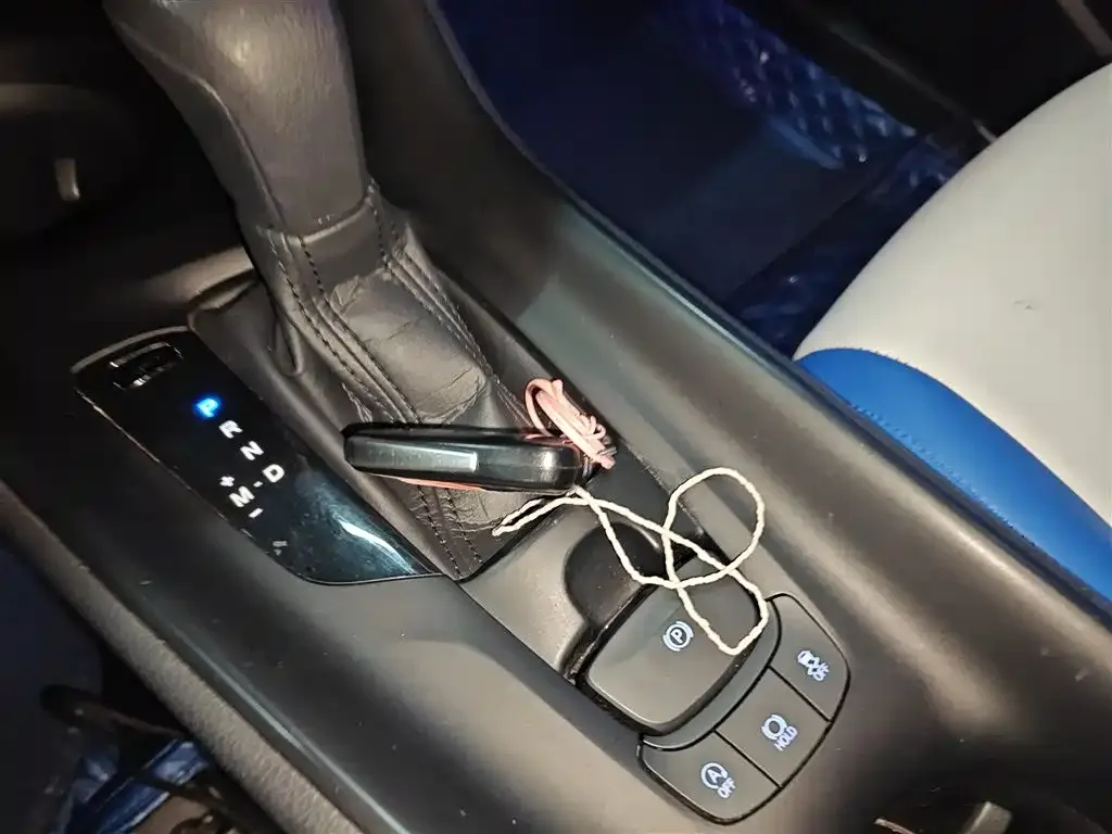 Toyota C-HR 2021 из CN, фото 4