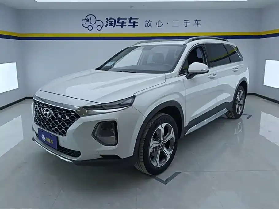 Hyundai Santa Fe — фото 1