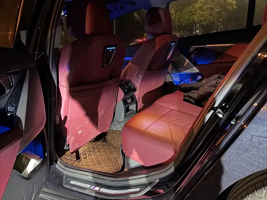BMW 5 Series 2025 из CN, фото 3