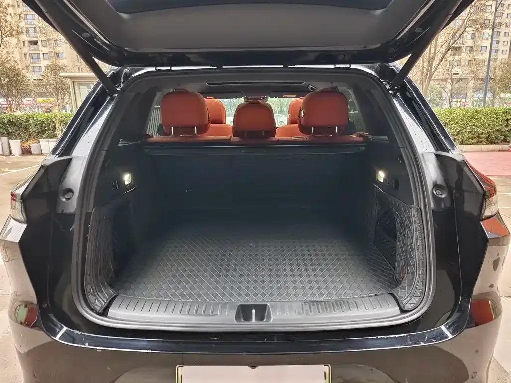 Li Auto L6 2024 из CN, фото 2
