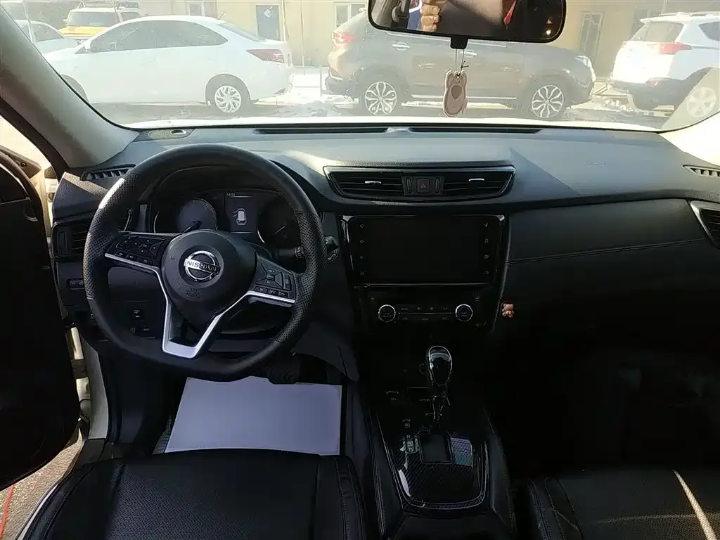 Nissan X-Trail 2021 из CN, фото 4