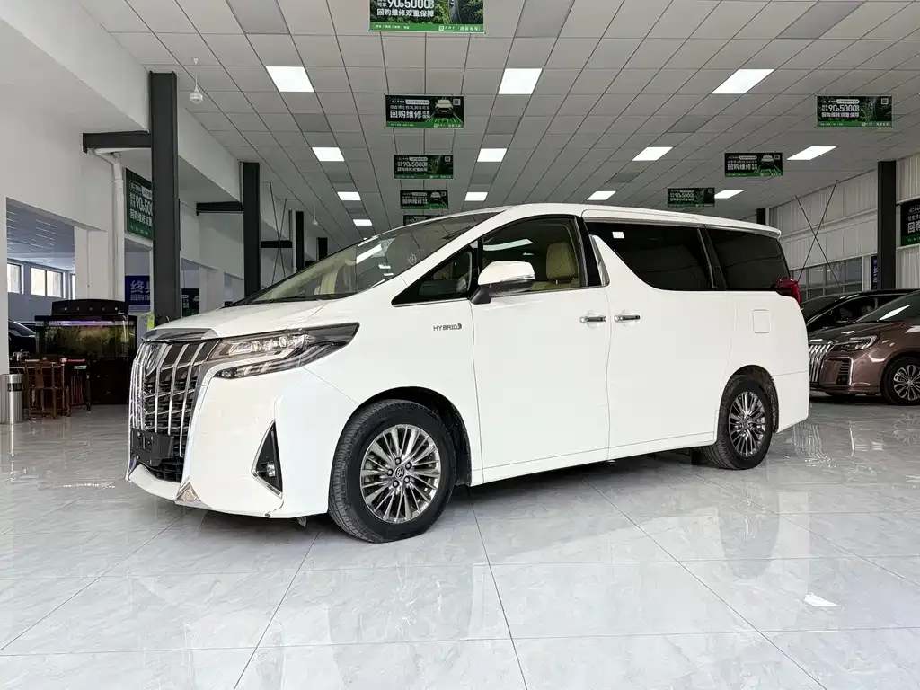 Toyota Alphard 2022 из CN, фото 1
