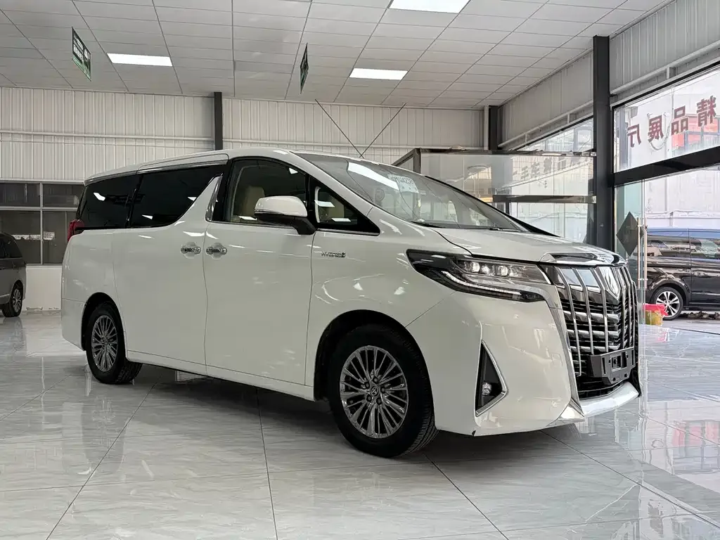 Toyota Alphard 2022 из CN, фото 5