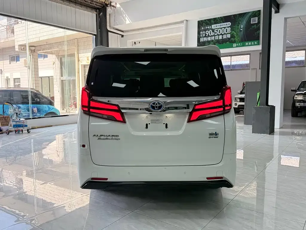 Toyota Alphard 2022 из CN, фото 6