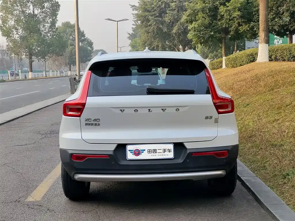 Volvo XC40 2023 из CN, фото 7