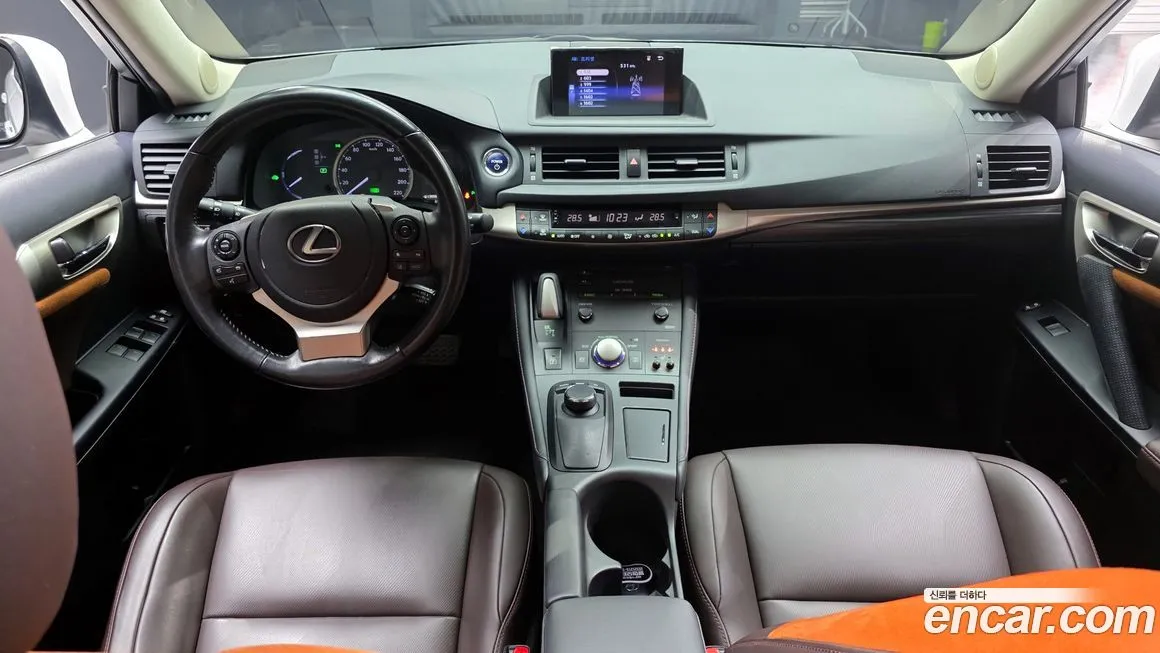 Lexus CT200h 2021 из KR, фото 3