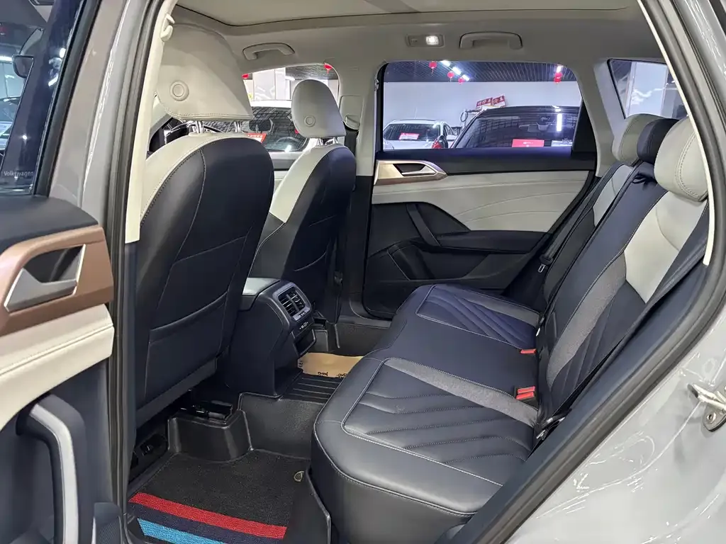 Volkswagen Tharu 2023 из CN, фото 5