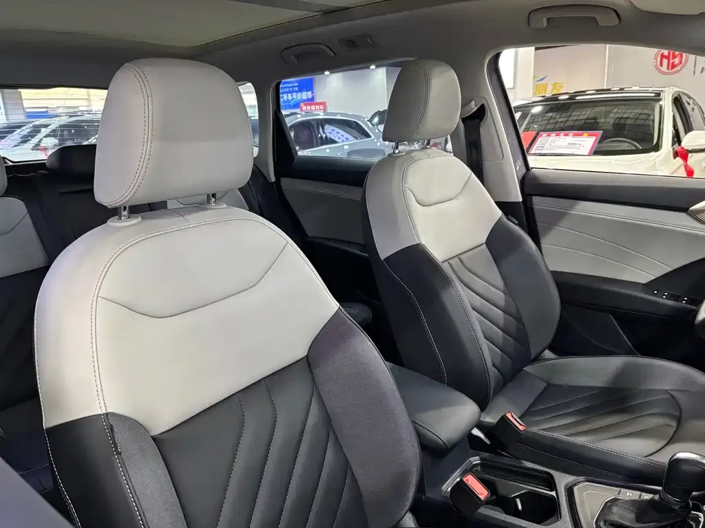 Volkswagen Tharu 2023 из CN, фото 3