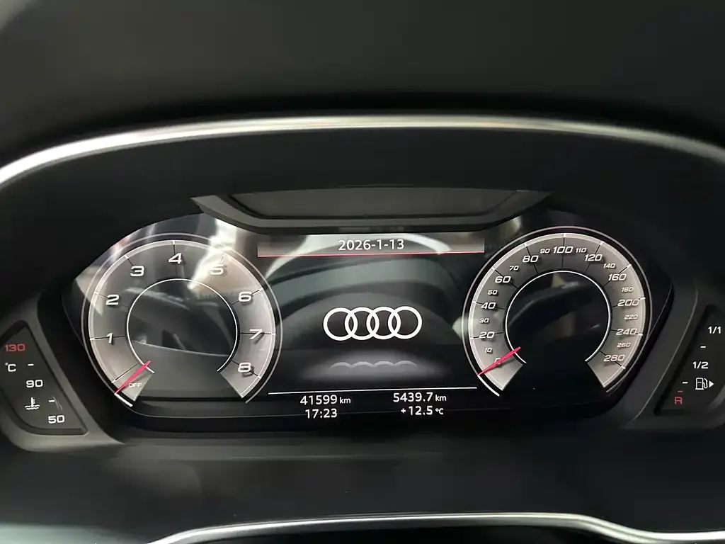 Audi Q3 2022 из CN, фото 2