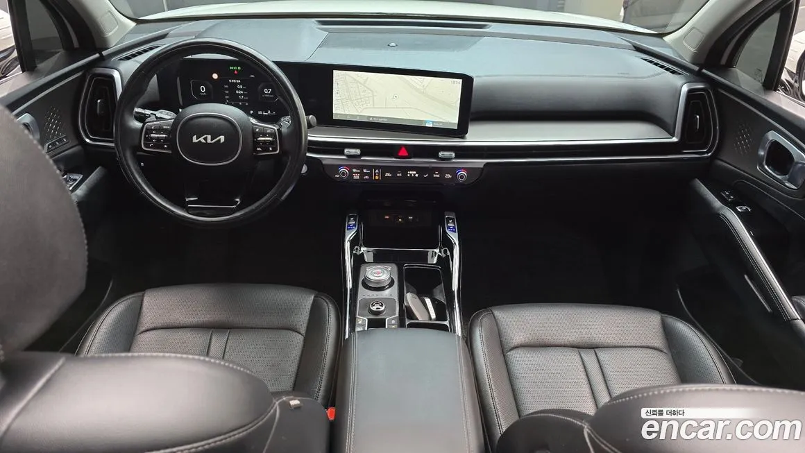 Kia Sorento — фото 8