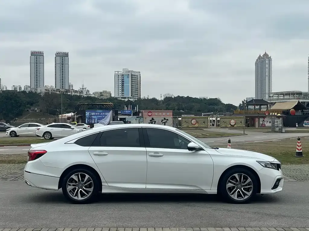 Honda Inspire 2021 из CN, фото 3
